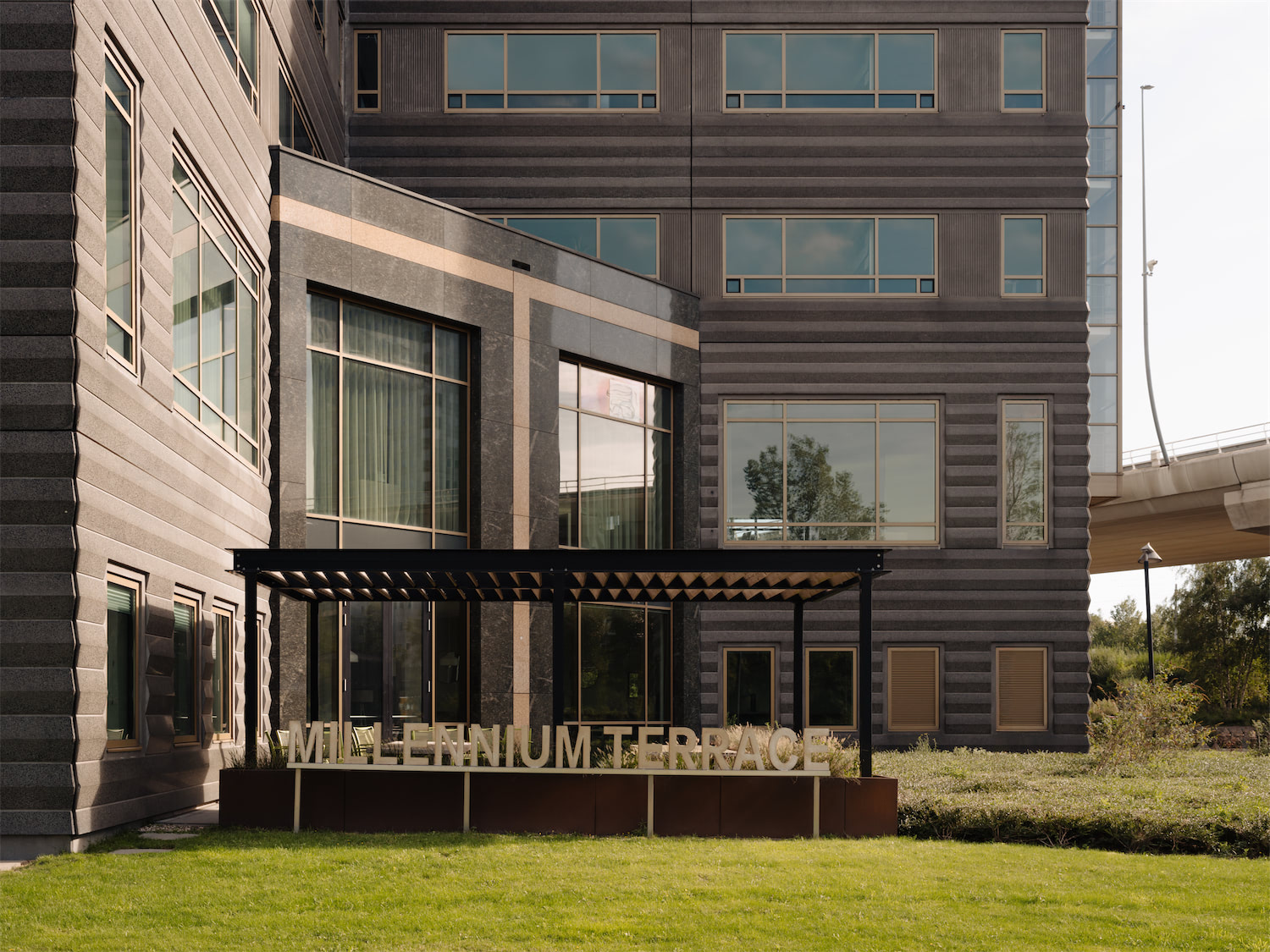 Millennium Tower 20241007 24